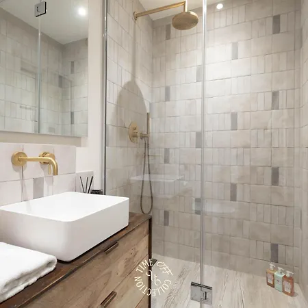 Sainte Anne By Time Off Collection Apartment